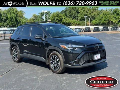 Black 2024 Toyota Corolla Cross Hybrid SE for sale in Ballwin, MO