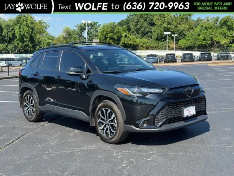 Black 2024 Toyota Corolla Cross Hybrid SE for sale in Ballwin, MO