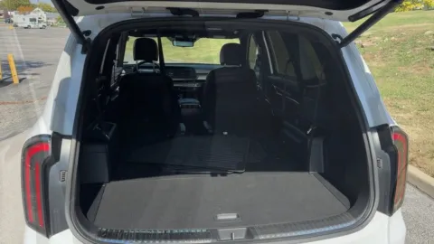More photos of 2024 Kia Telluride SX-Prestige X-Line at Jay Wolfe Toyota of West County, MO
