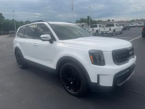White 2024 Kia Telluride SX-Prestige X-Line for sale in Ballwin, MO