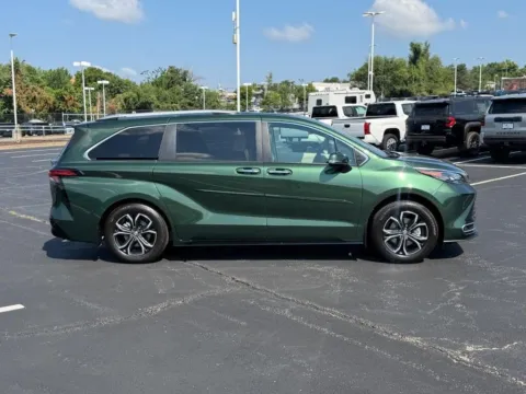 Photos of 2026 Toyota Sienna Platinum for sale in Ballwin, MO at Jay Wolfe Toyota of West County