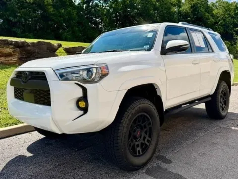 Photos of 2023 Toyota 4Runner SR5 Premium for sale in Ballwin, MO at Jay Wolfe Toyota of West County