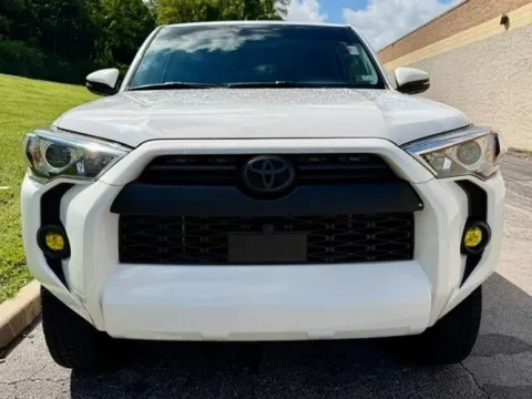 More photos of 2023 Toyota 4Runner SR5 Premium at Jay Wolfe Toyota of West County, MO