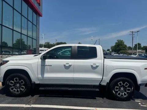 More photos of 2023 Chevrolet Colorado Z71 at Jay Wolfe Toyota of West County, MO