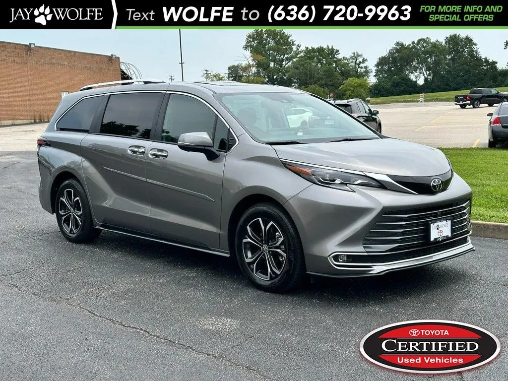 2026 Toyota Sienna Platinum for sale in Ballwin, MO