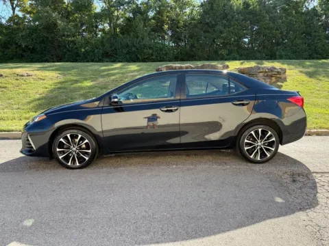 Photos of 2017 Toyota Corolla SE for sale in Ballwin, MO at Jay Wolfe Toyota of West County