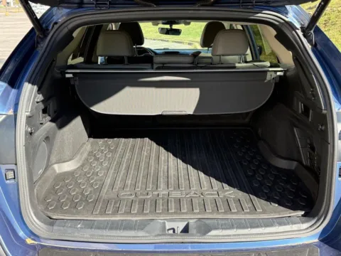 More photos of 2020 Subaru Outback Limited at Jay Wolfe Toyota of West County, MO