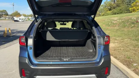 More photos of 2020 Subaru Outback Limited at Jay Wolfe Toyota of West County, MO