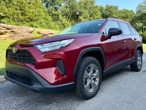 Unknown 2023 Toyota RAV4 Hybrid LE for sale in Ballwin, MO