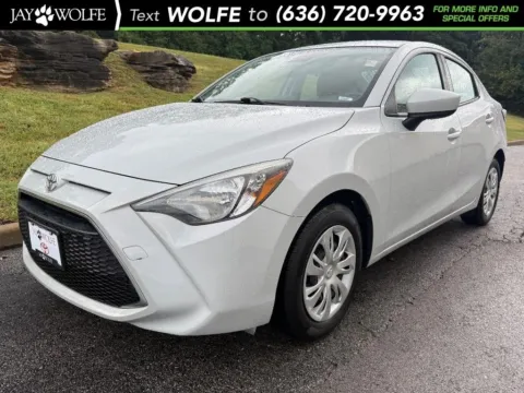Gray 2019 Toyota Yaris L for sale in Ballwin, MO