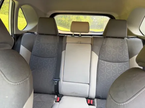 More photos of 2021 Toyota RAV4 XLE at Jay Wolfe Toyota of West County, MO