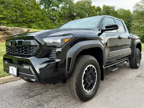 Black 2026 Toyota Tacoma TRD Off-Road for sale in Ballwin, MO