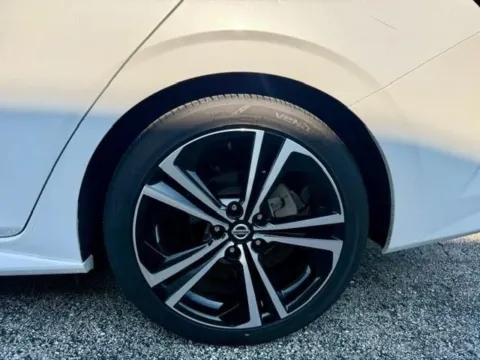 More photos of 2023 Nissan Sentra SR at Jay Wolfe Toyota of West County, MO