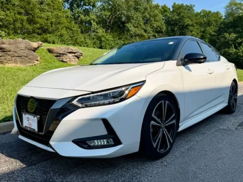 White 2023 Nissan Sentra SR for sale in Ballwin, MO