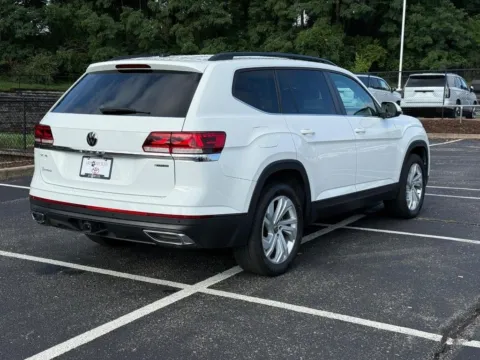 Another view of 2023 Volkswagen Atlas 3.6L V6 SE w/Technology for sale in Ballwin, MO at Jay Wolfe Toyota of West County
