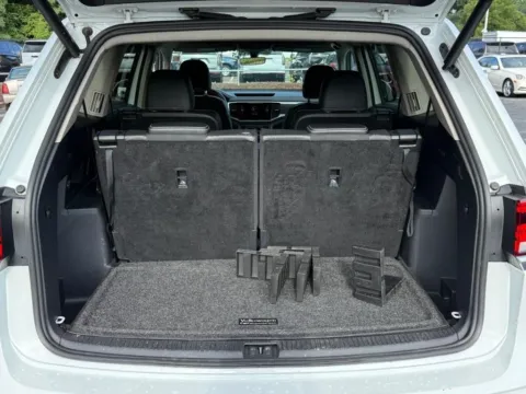 More photos of 2023 Volkswagen Atlas 3.6L V6 SE w/Technology at Jay Wolfe Toyota of West County, MO