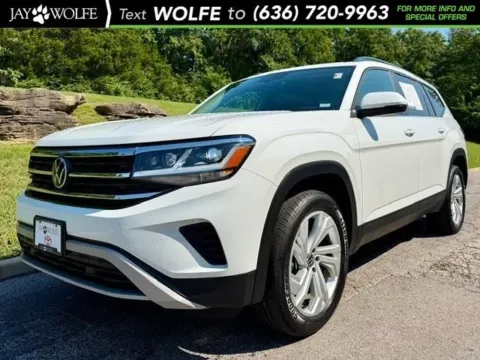 White 2023 Volkswagen Atlas 3.6L V6 SE w/Technology for sale in Ballwin, MO