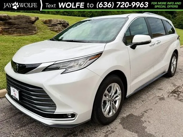 2026 Toyota Sienna Limited for sale in Ballwin, MO