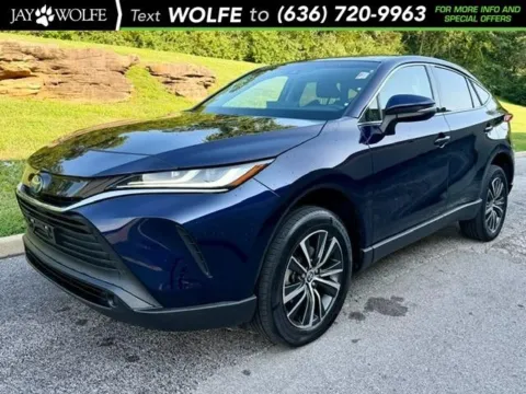 Blue 2024 Toyota Venza LE for sale in Ballwin, MO