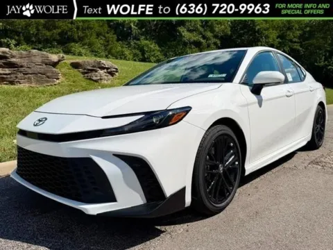 White 2026 Toyota Camry SE for sale in Ballwin, MO