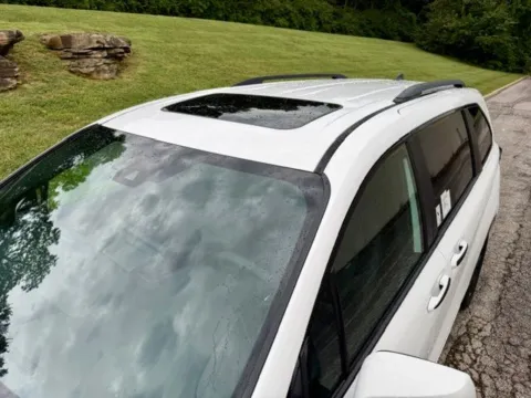 More photos of 2026 Toyota Sienna Woodland Edition at Jay Wolfe Toyota of West County, MO