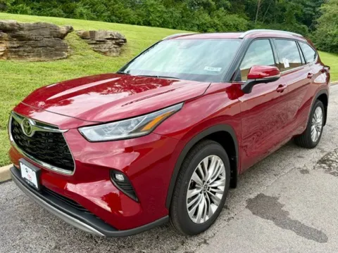 Unknown 2026 Toyota Highlander Platinum for sale in Ballwin, MO