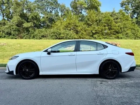 Another view of 2025 Toyota Camry SE for sale in Ballwin, MO at Jay Wolfe Toyota of West County