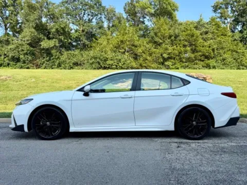 Another view of 2025 Toyota Camry SE for sale in Ballwin, MO at Jay Wolfe Toyota of West County