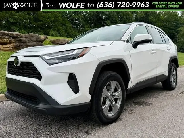 2025 Toyota RAV4 Hybrid XLE