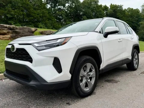 White 2025 Toyota RAV4 Hybrid XLE for sale in Ballwin, MO