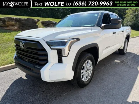 White 2022 Toyota Tundra SR5 for sale in Ballwin, MO