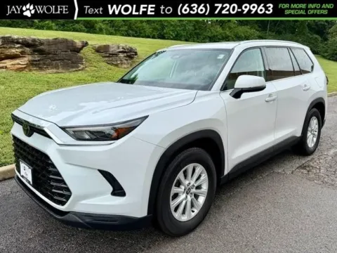 Unknown 2024 Toyota Grand Highlander XLE for sale in Ballwin, MO