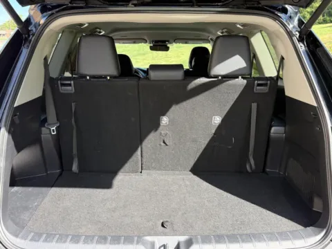 More photos of 2025 Toyota Grand Highlander XLE at Jay Wolfe Toyota of West County, MO