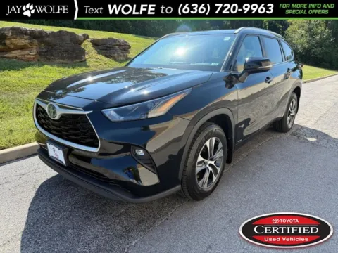 Black 2024 Toyota Highlander Hybrid XLE for sale in Ballwin, MO