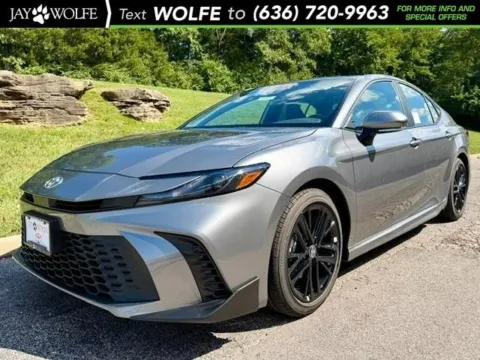 Gray 2026 Toyota Camry SE for sale in Ballwin, MO