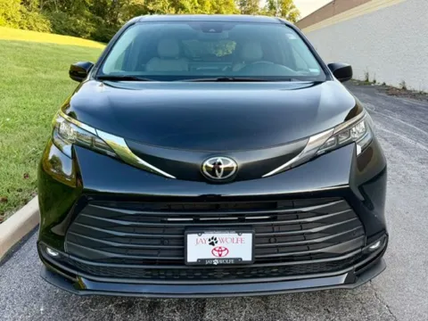 Another view of 2026 Toyota Sienna XLE for sale in Ballwin, MO at Jay Wolfe Toyota of West County