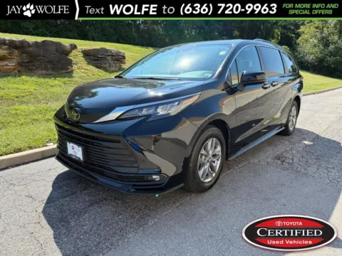 Black 2026 Toyota Sienna XLE for sale in Ballwin, MO