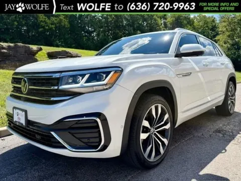 White 2022 Volkswagen Atlas Cross Sport 3.6L V6 SEL Premium R-Line for sale in Ballwin, MO