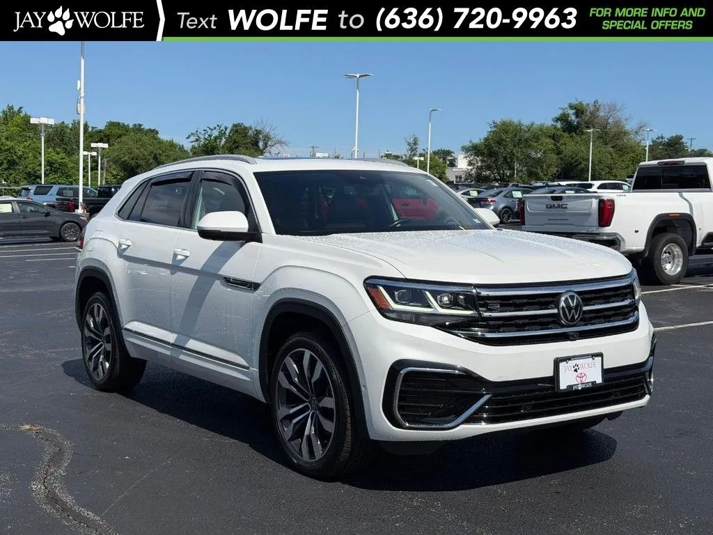 White 2022 Volkswagen Atlas Cross Sport 3.6L V6 SEL Premium R-Line for sale in Ballwin, MO