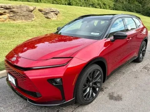 Photos of 2026 Toyota Crown Signia Limited for sale in Ballwin, MO at Jay Wolfe Toyota of West County