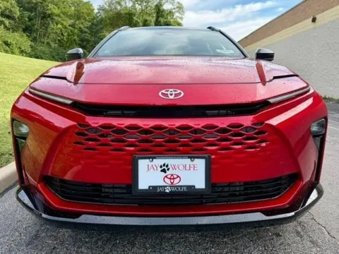 Another view of 2026 Toyota Crown Signia Limited for sale in Ballwin, MO at Jay Wolfe Toyota of West County
