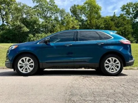 More photos of 2020 Ford Edge Titanium at Jay Wolfe Toyota of West County, MO