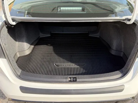 More photos of 2026 Toyota Corolla SE at Jay Wolfe Toyota of West County, MO