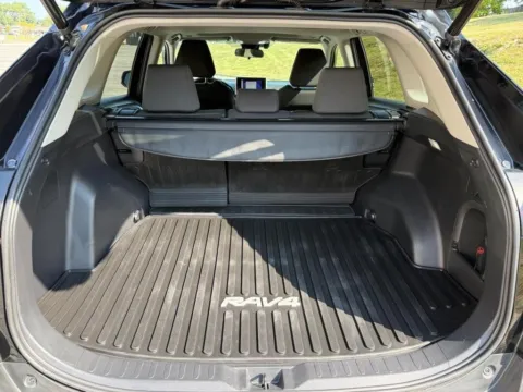 More photos of 2023 Toyota RAV4 Hybrid XLE at Jay Wolfe Toyota of West County, MO