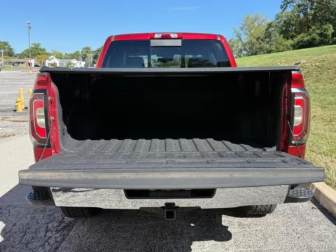 More photos of 2018 GMC Sierra 1500 SLT at Jay Wolfe Toyota of West County, MO