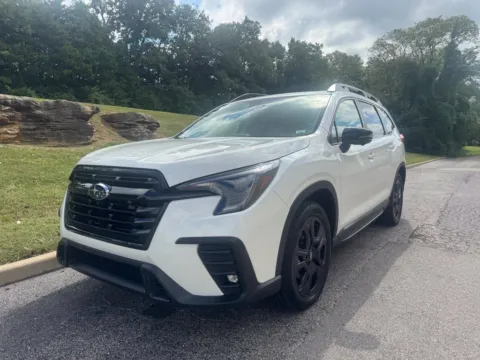 Photos of 2023 Subaru Ascent Onyx Edition for sale in Ballwin, MO at Jay Wolfe Toyota of West County