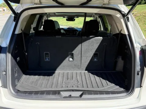 More photos of 2023 Subaru Ascent Onyx Edition at Jay Wolfe Toyota of West County, MO
