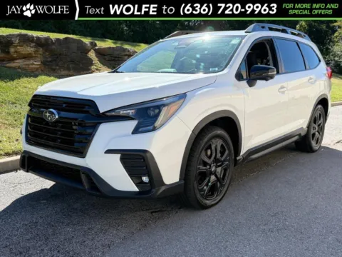 White 2023 Subaru Ascent Onyx Edition for sale in Ballwin, MO