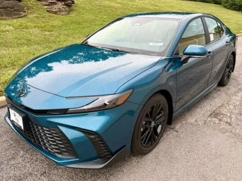 Photos of 2026 Toyota Camry SE for sale in Ballwin, MO at Jay Wolfe Toyota of West County