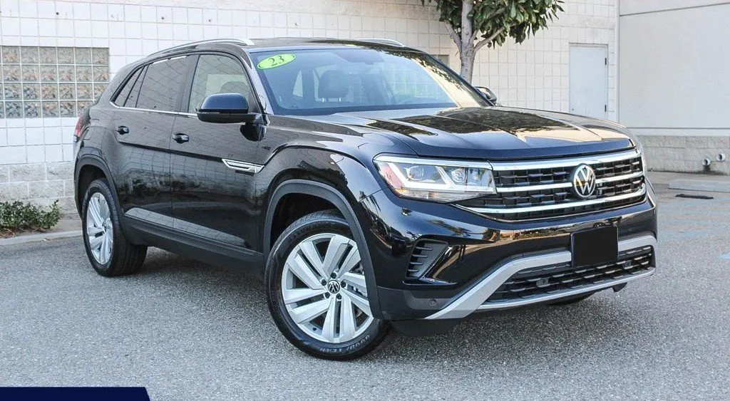 2023 Volkswagen Atlas Cross Sport 2.0T SE w/Technology for sale in Ballwin, MO